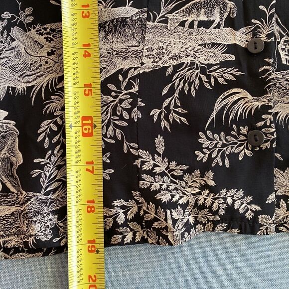 ❤️Last Chance Talbots long sleeve tie-neck novelty print blouse size M - Picture 7 of 10